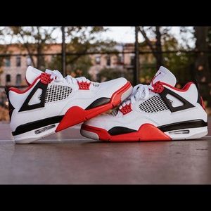 Meet your Posher, Raymond